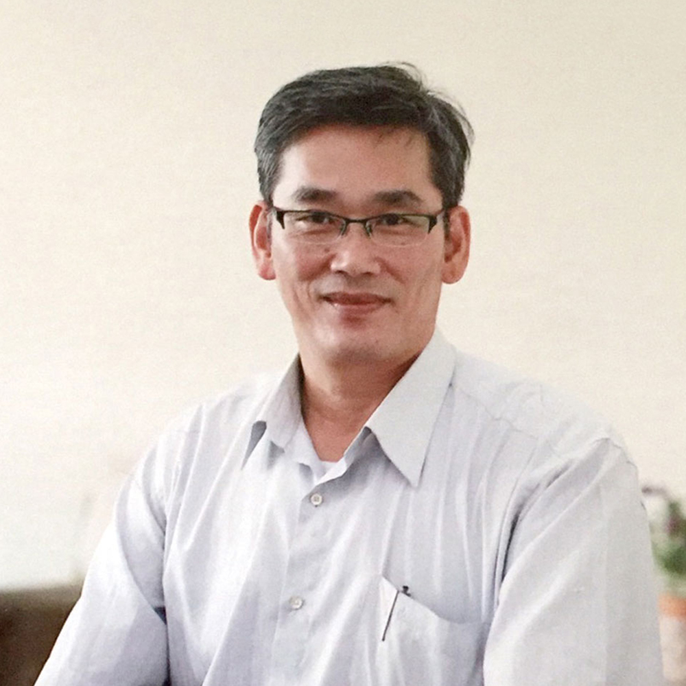 張劍平副校長(zhǎng)照片